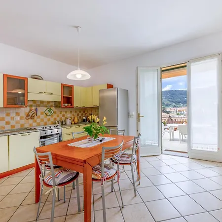 Lilly A Apartamento *